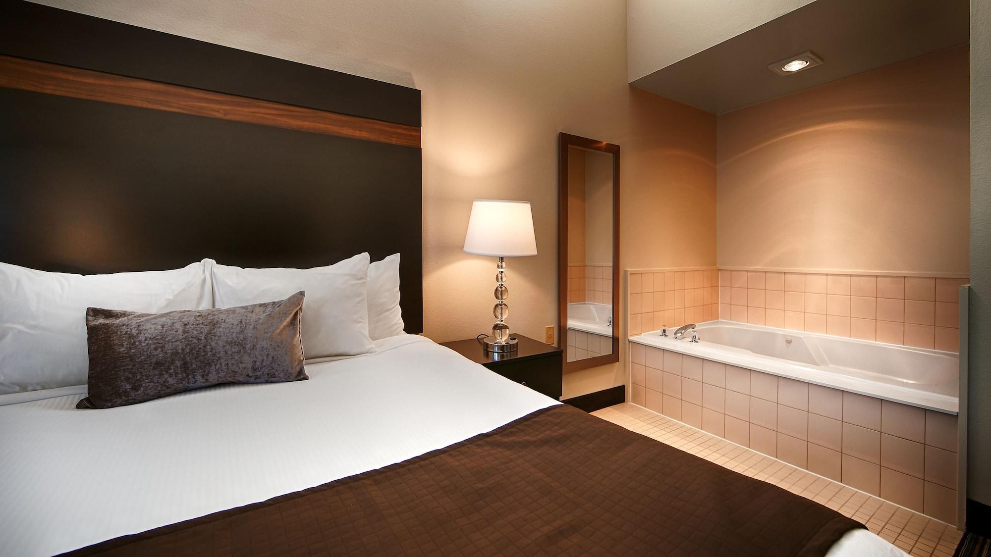 Best Western Alderwood Lynnwood Exterior photo