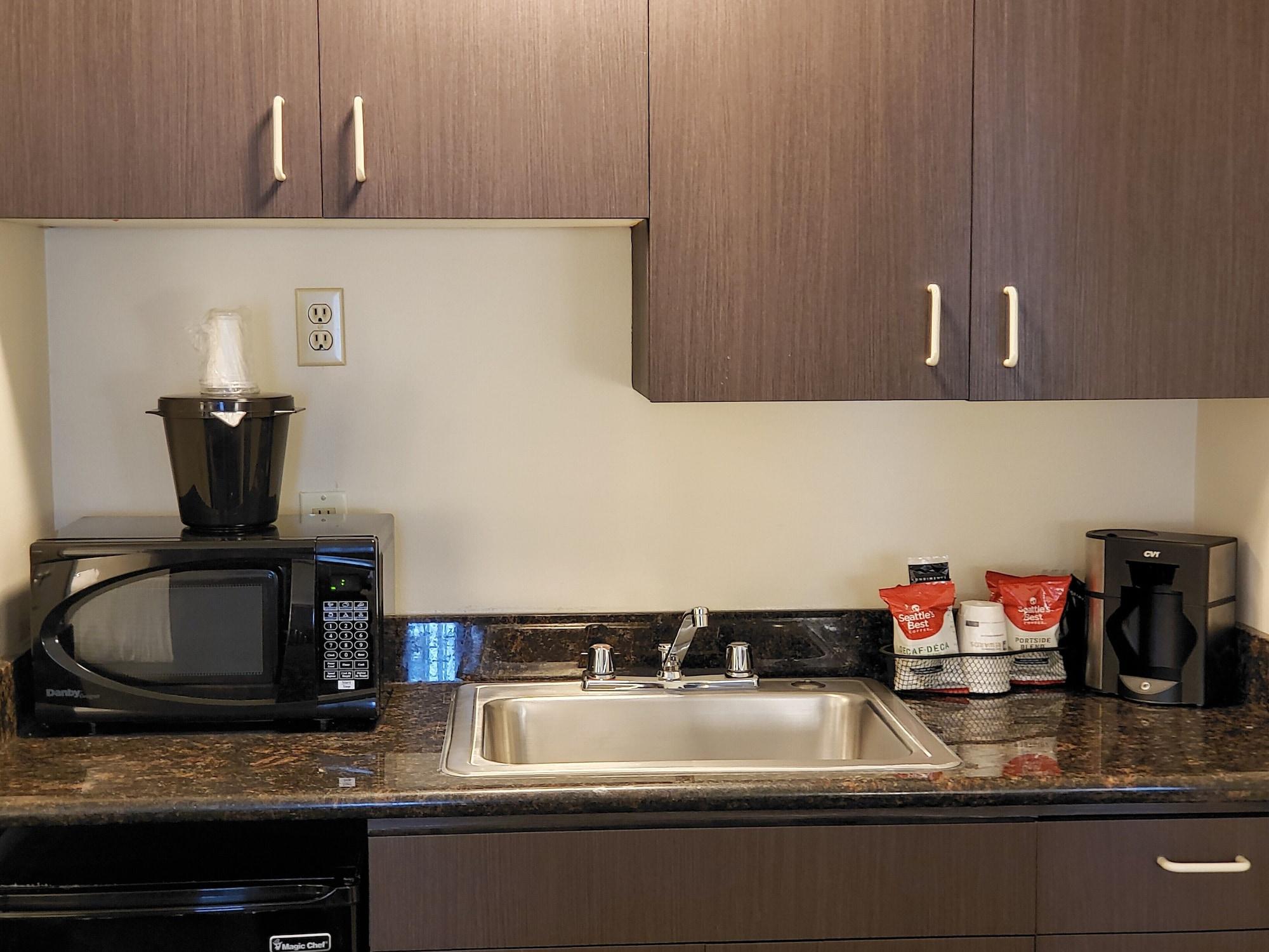 Best Western Alderwood Lynnwood Exterior photo