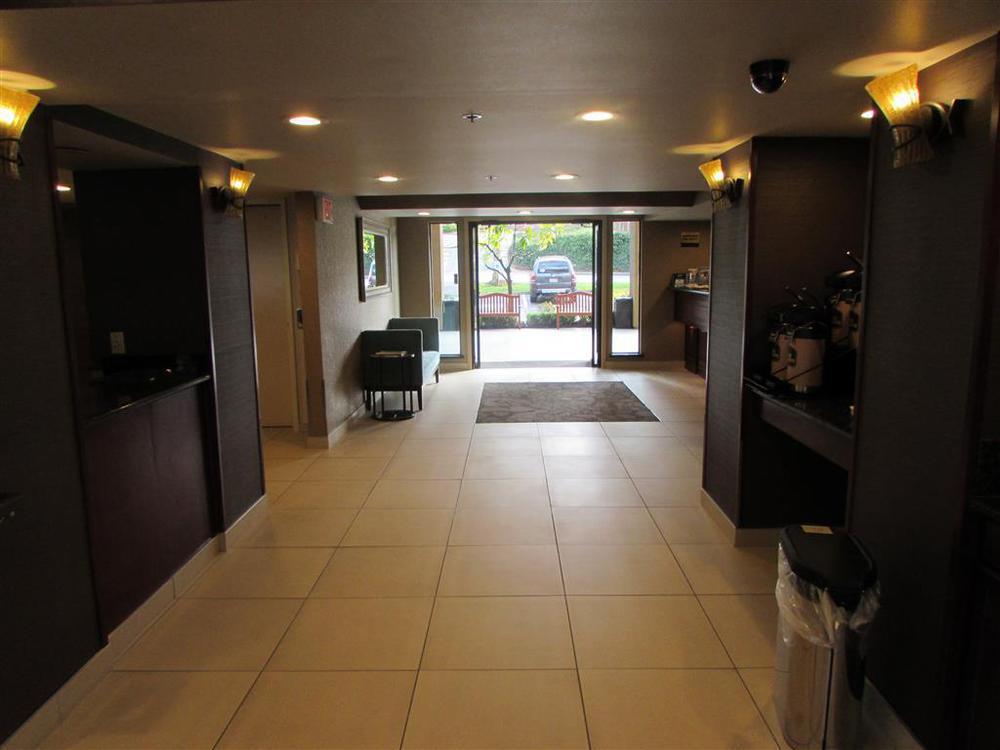 Best Western Alderwood Lynnwood Interior photo