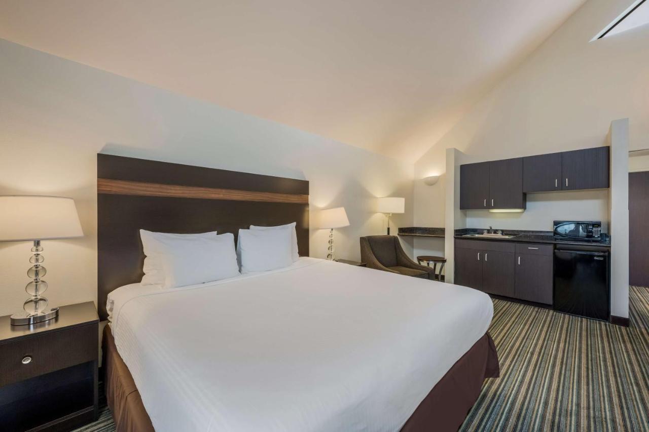 Best Western Alderwood Lynnwood Exterior photo