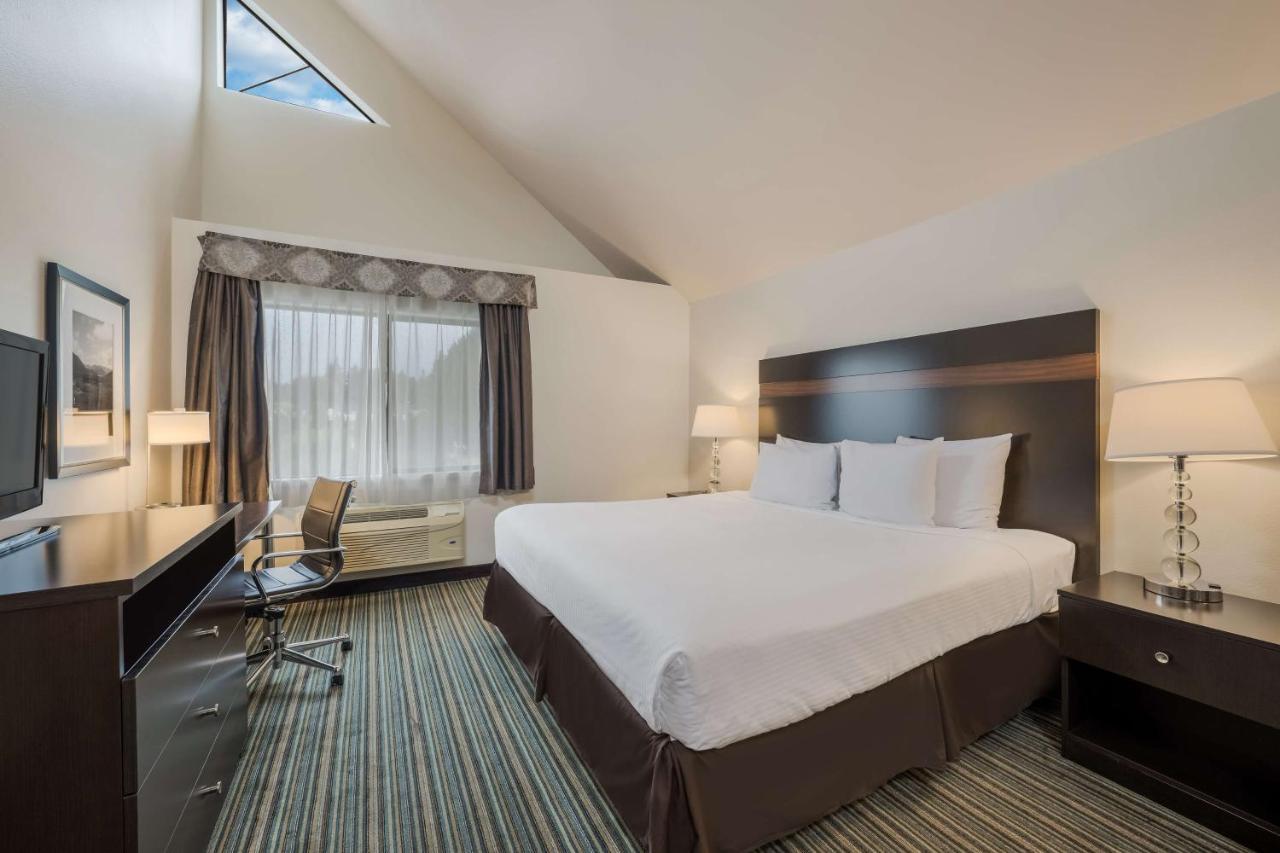 Best Western Alderwood Lynnwood Exterior photo
