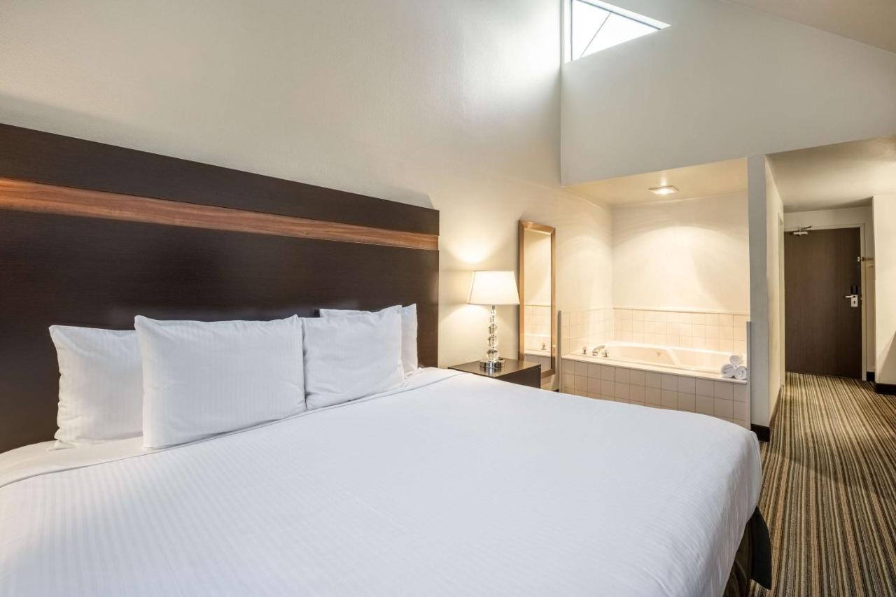 Best Western Alderwood Lynnwood Exterior photo