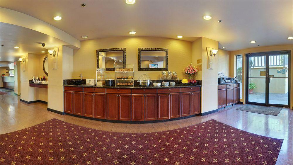 Best Western Alderwood Lynnwood Exterior photo