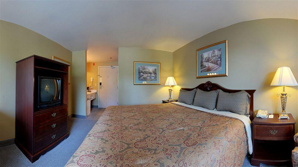 Best Western Alderwood Lynnwood Exterior photo