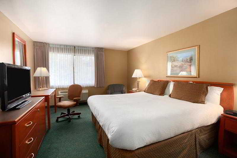 Best Western Alderwood Lynnwood Exterior photo