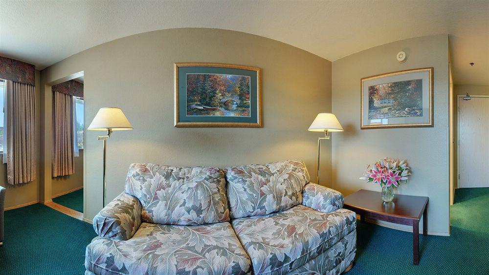 Best Western Alderwood Lynnwood Exterior photo